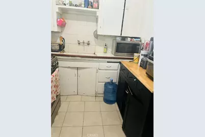 1123 S Kern Avenue, Los Angeles, CA 90022 - Photo 15