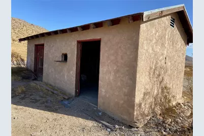 19951 Old El Mirage Road, Adelanto, CA 92301 - Photo 1