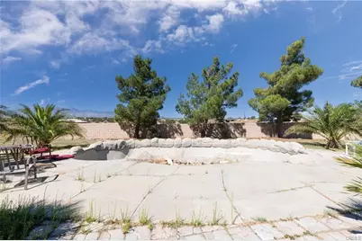 11875 Lamplighter Lane, Oak Hills, CA 92344 - Photo 3