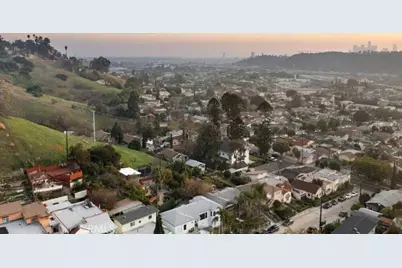 3525 E Thorpe Avenue, Mount Washington, CA 90065 - Photo 5