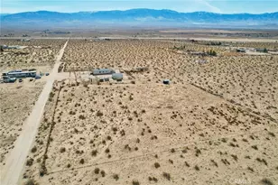 11330 Lakeview Ave, Lucerne Valley, CA 92356 - Photo 57