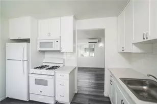 520 S Desert View Dr, Palm Springs, CA 92264 - Photo 23