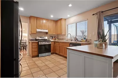 15543 Fairbanks Drive, Victorville, CA 92394 - Photo 13