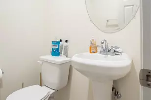 687 S Mandarin Ln, Rialto, CA 92376 - Photo 15