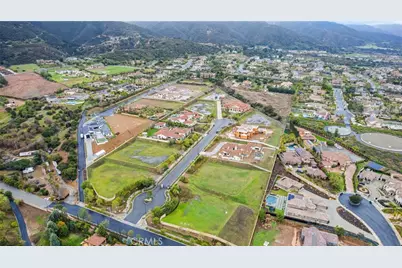 1252 Via Venezia, Corona, CA 92881 - Photo 11