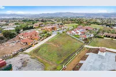 1252 Via Venezia, Corona, CA 92881 - Photo 5