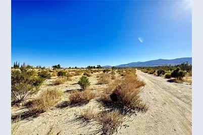 11975 Primavera Road, Pinon Hills, CA 92372 - Photo 9