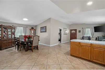 611 S Laurel Avenue, Ontario, CA 91762 - Photo 11