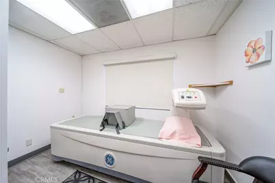 315 E Route 66 #102, Glendora, CA 91740 - Photo 43