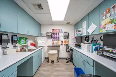 315 E Route 66 #102, Glendora, CA 91740 - Photo 19