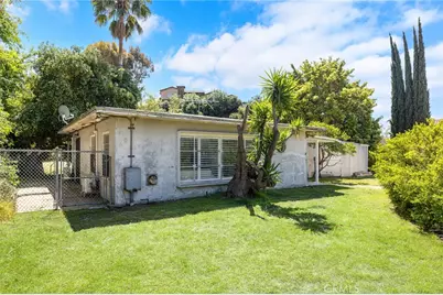 1060 E Route 66, Glendora, CA 91740 - Photo 21