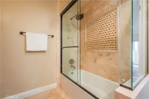 2333 N Coronet Ct, Covina, CA 91724 - Photo 23