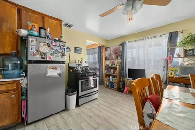 20822 Roseton Avenue, Lakewood, CA 90715 - Photo 31