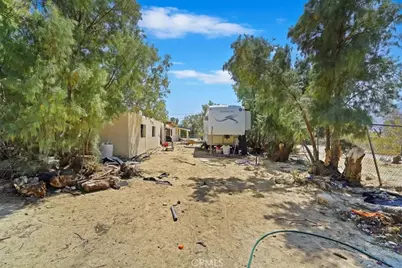 17750 Bubbling Wells Road, Desert Hot Springs, CA 92241 - Photo 23