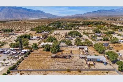 17750 Bubbling Wells Road, Desert Hot Springs, CA 92241 - Photo 3