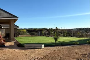 7922 Los Palmas Dr, Oak Hills, CA 92344 - Photo 53