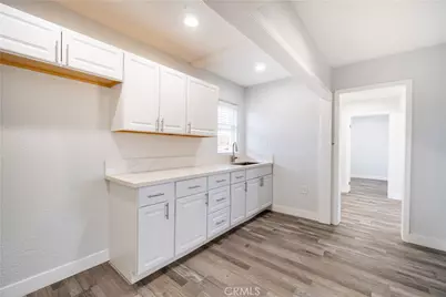 21948 US Highway 18, Apple Valley, CA 92307 - Photo 9