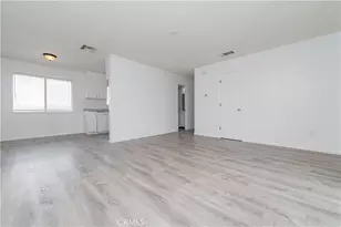 16518 Avalon Ave, Victorville, CA 92395 - Photo 9