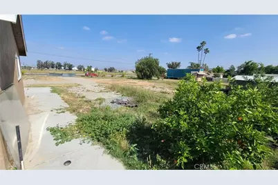 17693 Slover Avenue, Bloomington, CA 92316 - Photo 13