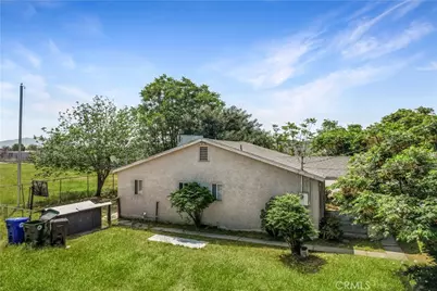 9967 Cedar Avenue, Bloomington, CA 92316 - Photo 3