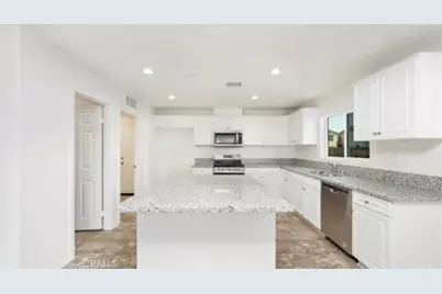 13833 Raven St, Victorville, CA 92392 - Photo 7