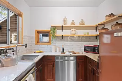 956 Mercury Way, Crestline, CA 92325 - Photo 13