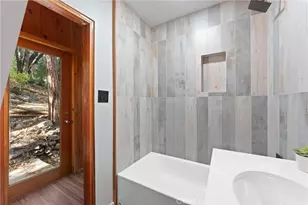 956 Mercury Way, Crestline, CA 92325 - Photo 5