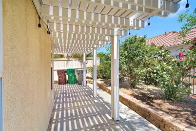 40684 Corte Albara, Murrieta, CA 92562 - Photo 29