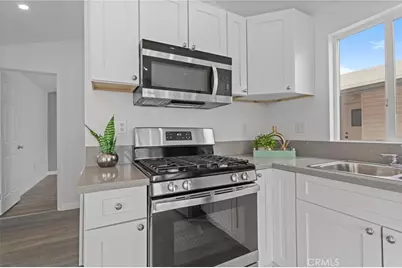 19548 Cypress Street #33, Covina, CA 91724 - Photo 9