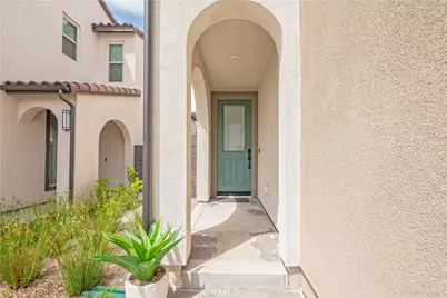16020 Sunny Court, Fontana, CA 92336 - Photo 9
