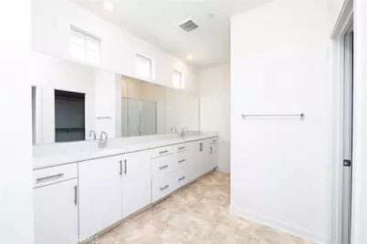 16020 Sunny Court, Fontana, CA 92336 - Photo 23