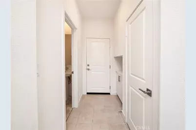 16020 Sunny Court, Fontana, CA 92336 - Photo 17