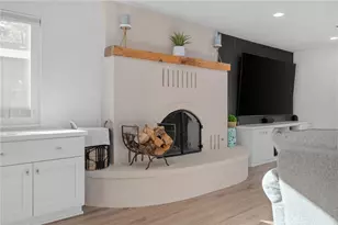 1015 Summit Dr, Crestline, CA 92325 - Photo 11