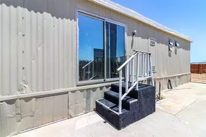 16782 Pebble Beach Court, Victorville, CA 92395 - Photo 5