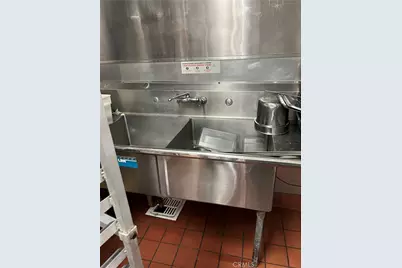 1128 W Mission Boulevard, Ontario, CA 91762 - Photo 15