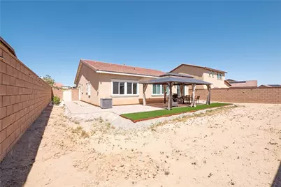 15667 San Diego Ln, Victorville, CA 92394 - Photo 37