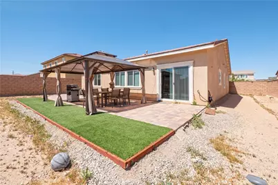 15667 San Diego Ln, Victorville, CA 92394 - Photo 35