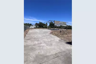 8035 Tippecanoe Avenue, San Bernardino, CA 92410 - Photo 3