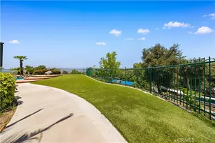 2360 Oakleaf Canyon Rd, Walnut, CA 91789 - Photo 45