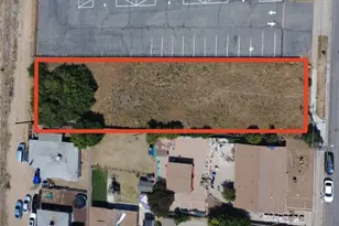 236 W 1st St, Rialto, CA 92376 - Photo 1