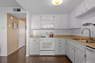 5640 Riverside Drive #119, Chino, CA 91710 - Photo 15