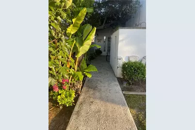 927 W 6th Street, San Pedro, CA 90731 - Photo 11