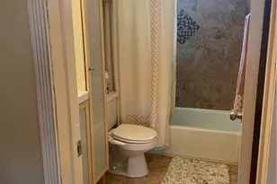 927 W 6th St, San Pedro, CA 90731 - Photo 17