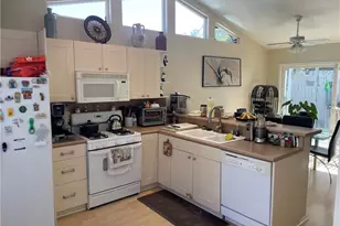 927 W 6th St, San Pedro, CA 90731 - Photo 33