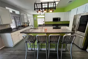 12413 Red Rock Rd, Victorville, CA 92392 - Photo 9