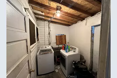 339 W 76th Street, Los Angeles, CA 90003 - Photo 11