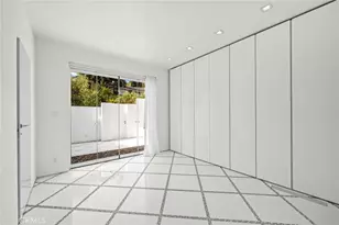 1046 N Hillcrest Rd, Beverly Hills, CA 90210 - Photo 51