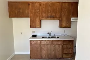 112 E Cottage St, Barstow, CA 92311 - Photo 9