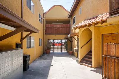 4810 N Vincent Avenue, Covina, CA 91722 - Photo 5