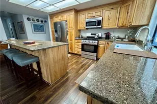 19335 Derbyshire Ln, Cerritos, CA 90703 - Photo 17